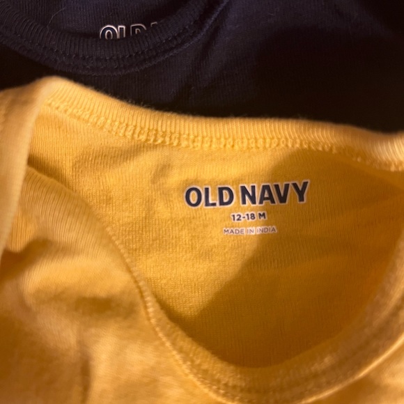 Old Navy Onesie and Pants Bundle 12-18m - Picture 2 of 4